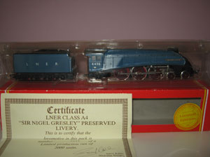 Hornby Railways LNER Class A4 Locomotive Sir Nigel Greesley Limited Edition